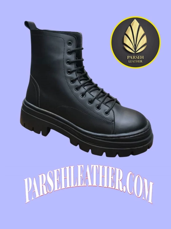 بوت چرم مردانه (پوتین چرم مردانه) برند چرم پارسه مدل PL-P-112- مخصوص استایل های خاص شما، تصویر ۱