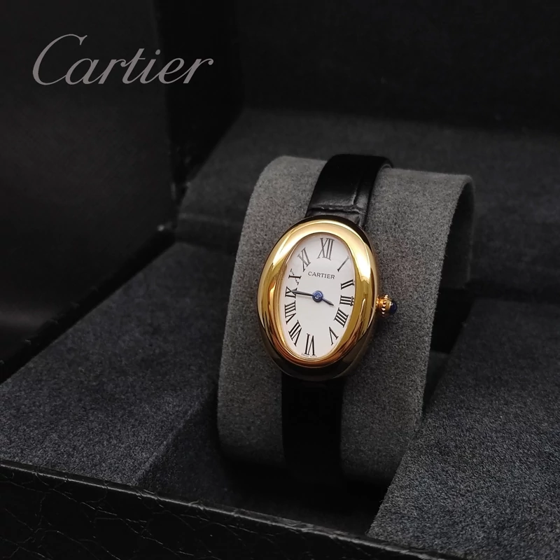 ساعت زنانه کارتیه باگنوار طلایی بند چرمی Cartier Baignoire Leather Strap، تصویر ۱